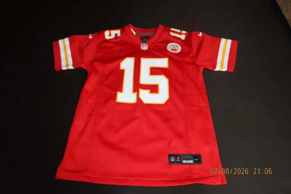 Nike Kansas City Chiefs Patrick Mahomes #15 Youth Game Football Jersey